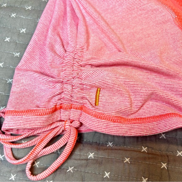 LucyTech Women's Pink Athletic Top Size M - Picture 5 of 8